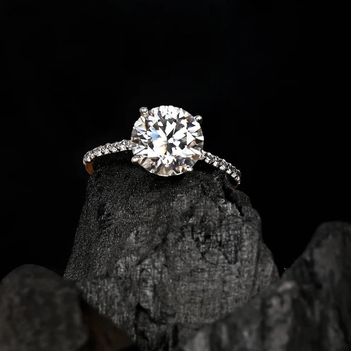 Lab_Created_Moissanite_Diamond_Silver_Ring
