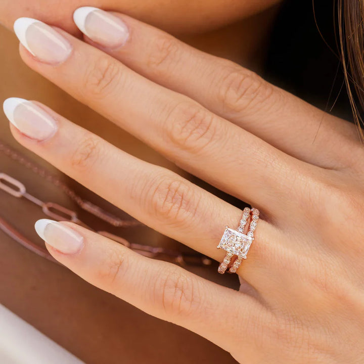 beautiful-engagement-rings-alexandria-rose-gold_856537e5-3412-4cbf-ad19-0647a893cf90