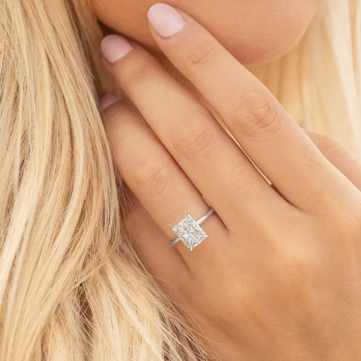 beautiful-engagement-rings-camille-silver_39ec9971-43a9-4a85-9525-88cab63c72bd