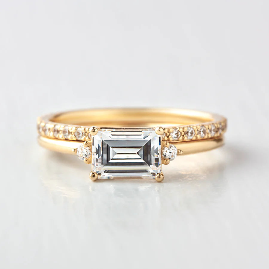 august_emerald_band_helen_wb_0067__59841_d33e4f65-0013-47b2-9fc5-f9cf8ef9a832